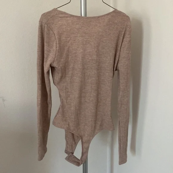 ASTR Bodysuit S - Picture 2 of 2